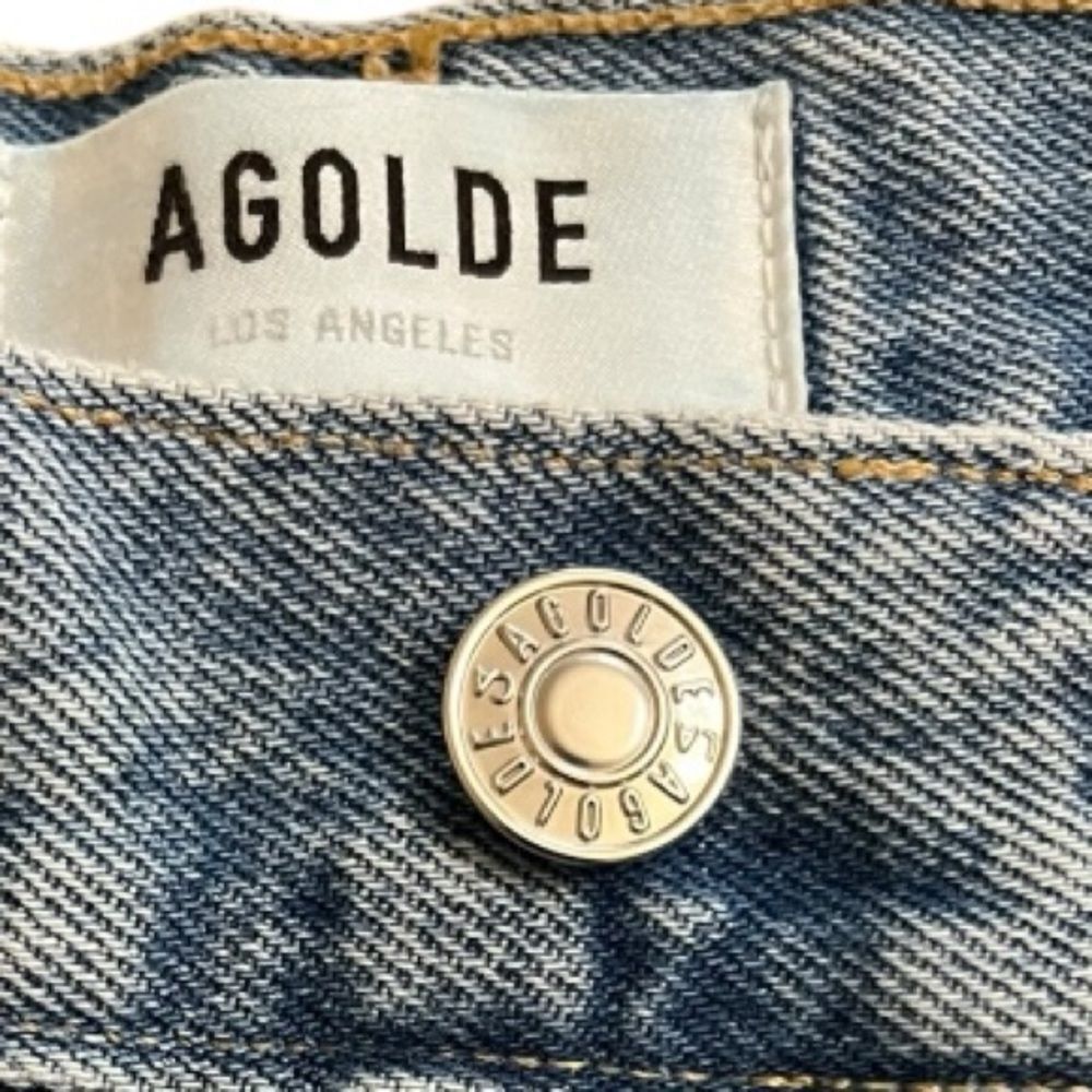 Agolde Classic Blue Denim with Silver Button - Picture 2 of 7